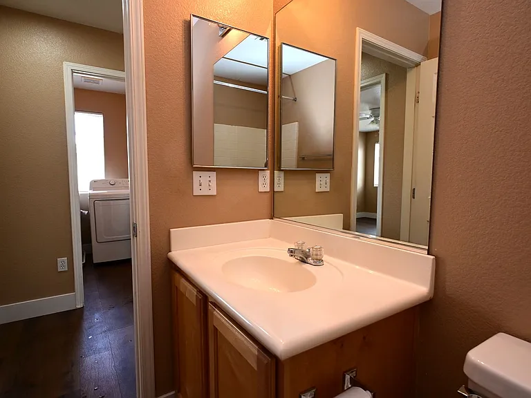 10461 Chrisman Ave — Photo 26
