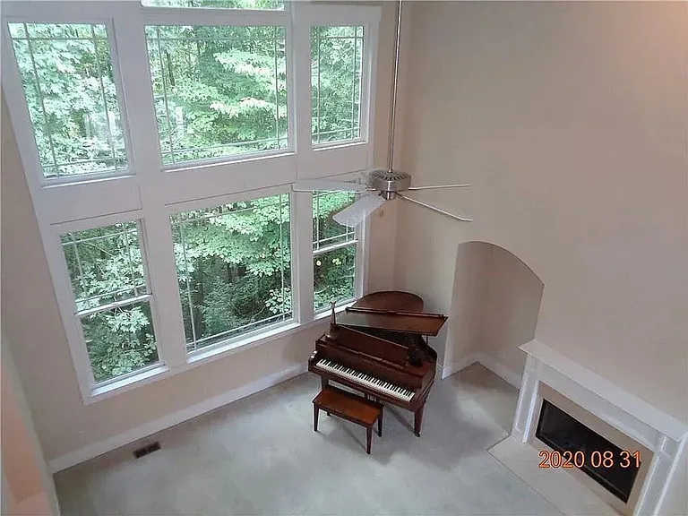 3785 Creekview Ridge Dr NE — Photo 18