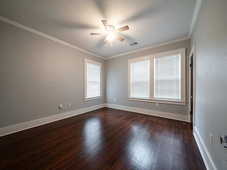1431 Skyline Dr N — Photo 26