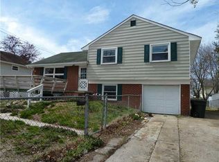 105 Yorkshire Ter, Hampton, VA 23666