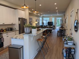 225 W Pastorius St, Philadelphia, PA