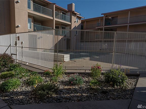 4th image of 2900 W Marina Dr APT 208