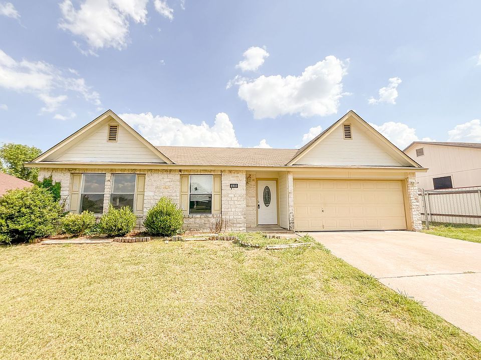 1st image of 4910 Glenoak Dr