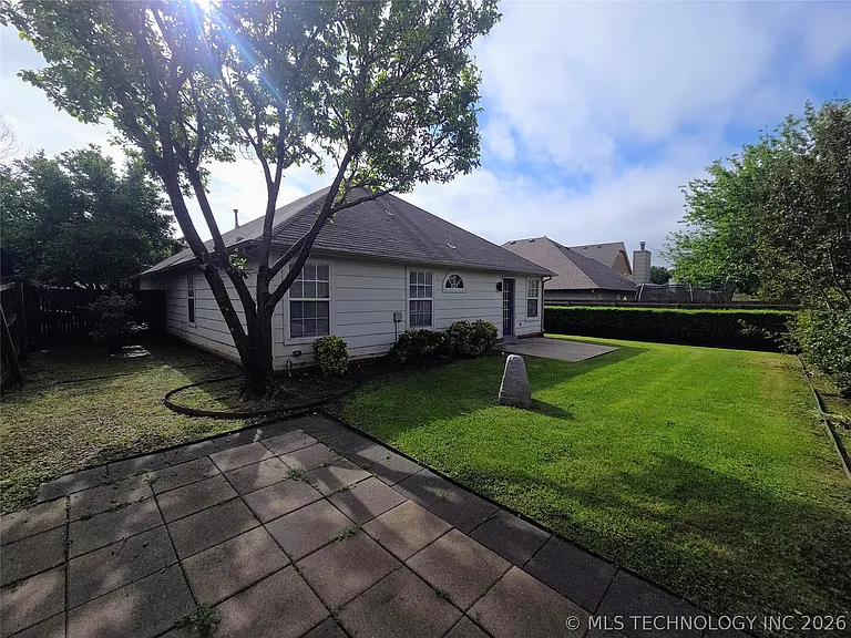 7434 S 95th East Ave — Photo 26