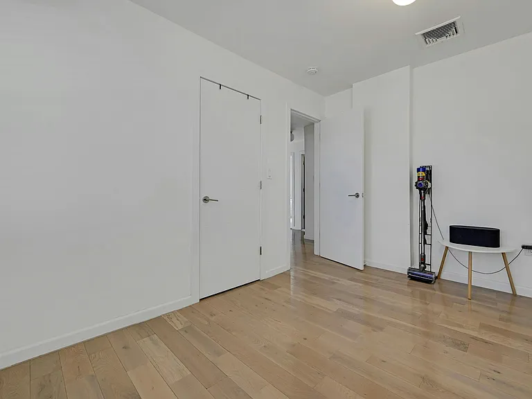 318 Beechwood Pl — Photo 15
