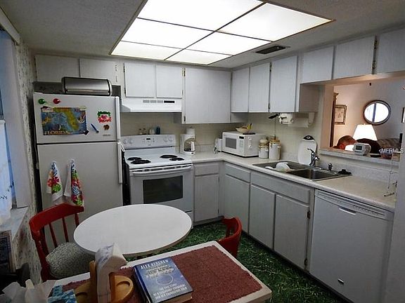 4th image of 821 Patricia Ave APT 109