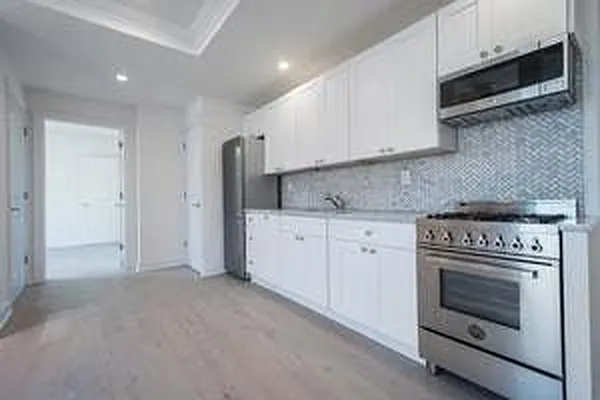 Rented by Bold New York | media 42