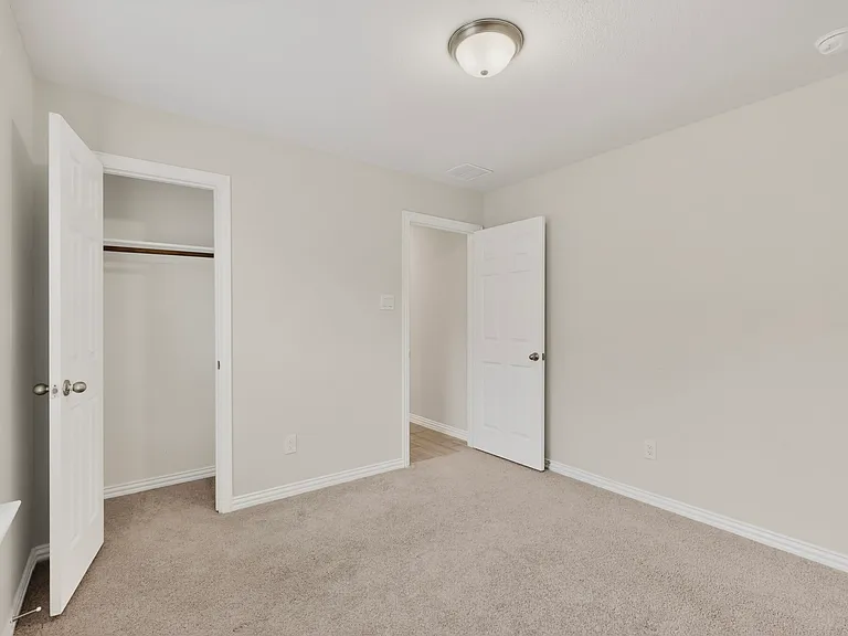 4009 Mockingbird Ln — Photo 31