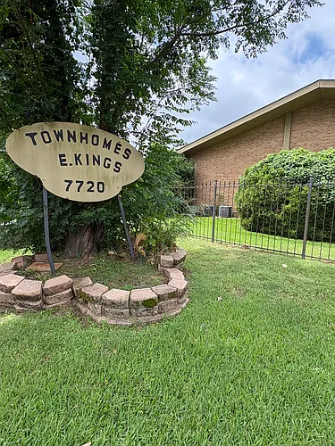 7720 E Kings Hwy Photo 1