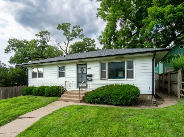 630 W Lombard St, Davenport, IA 52803