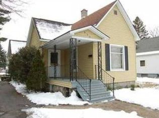 932 E State St, Traverse City, MI 49686