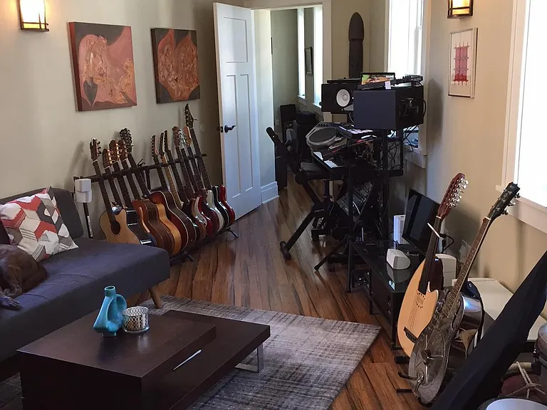 110 Montgomery St #403 — Photo 9