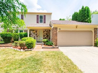 645 Worthington Rd, Canton, MI 48188