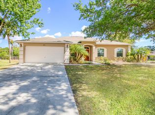 899 Young Ave NW, Palm Bay, FL 32907