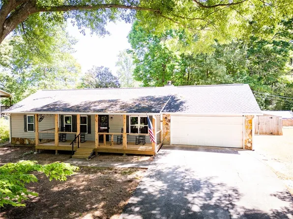 3997 Stacy Lane, Snellville, GA 30039