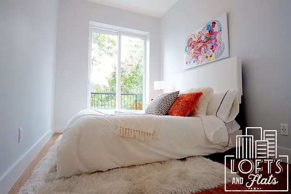 Rented by Lofts and Flats LLC | media 37