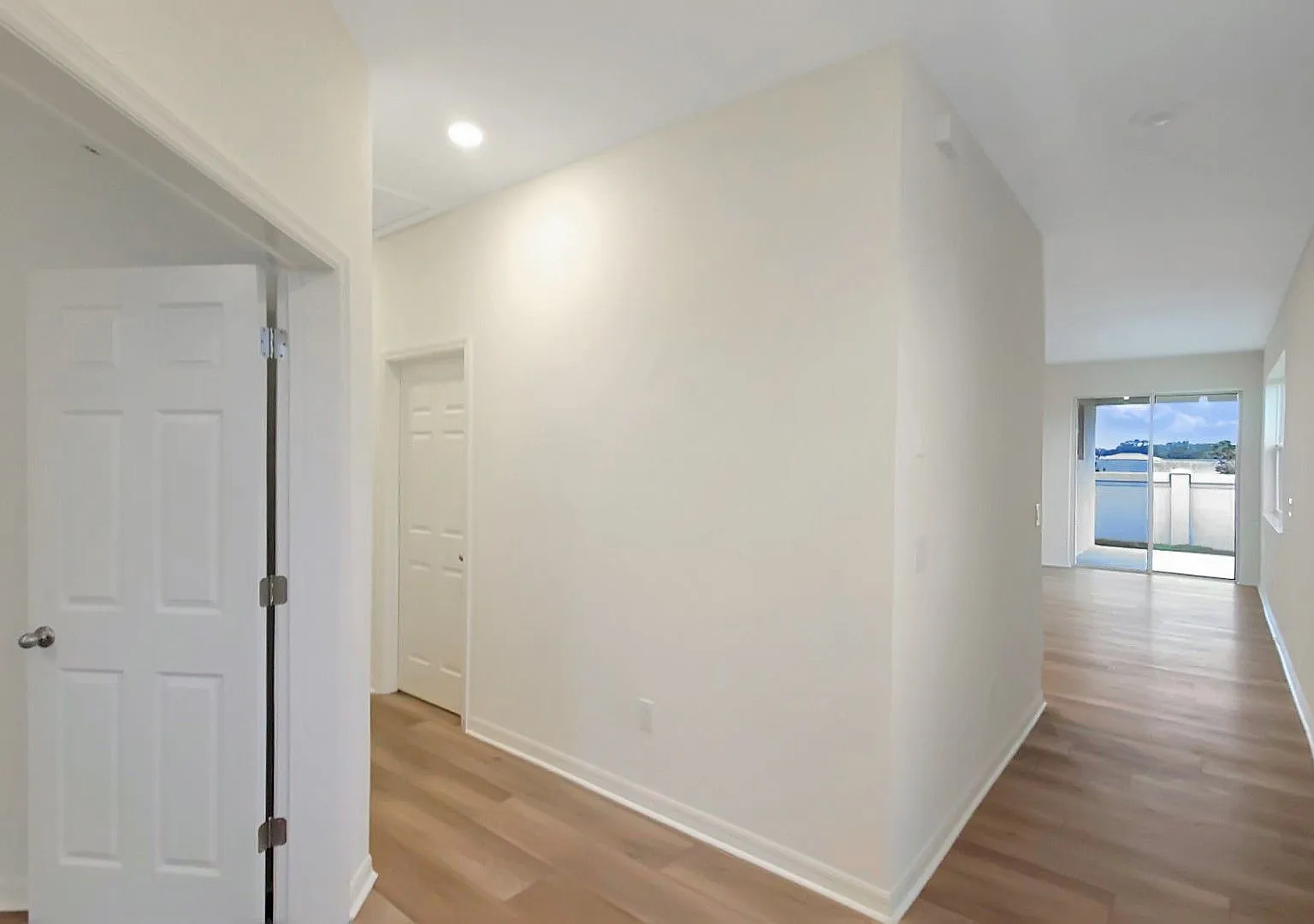 Annual Rental Home with Three Bedrooms, Two Baths, Plus an Office and a Two Car Garage Located in... — Photo 3