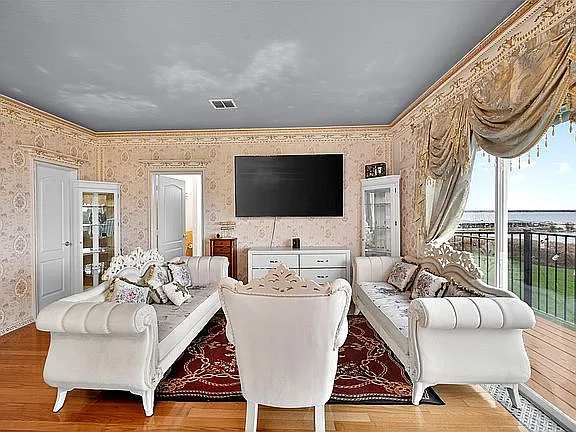 5218 Lake Terrace Ct — Photo 25