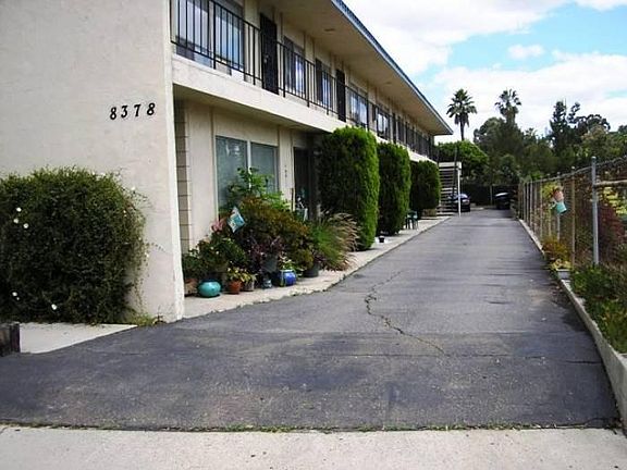 Side of Bldg to Parking