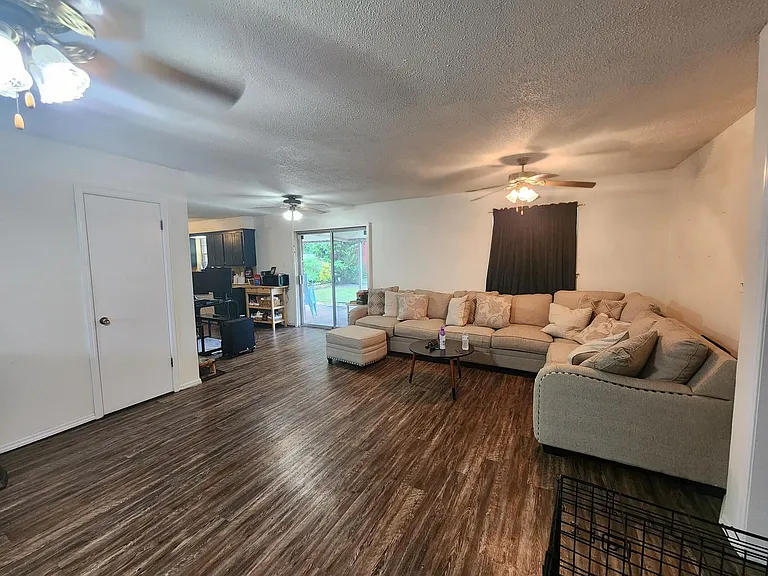 1 Cheyenne Dr — Photo 12