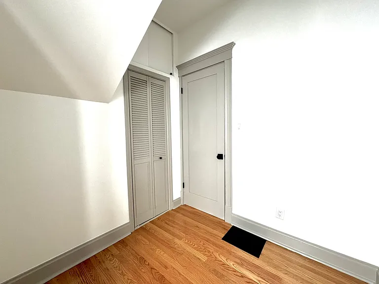 2424 N Mozart St #1 — Photo 10