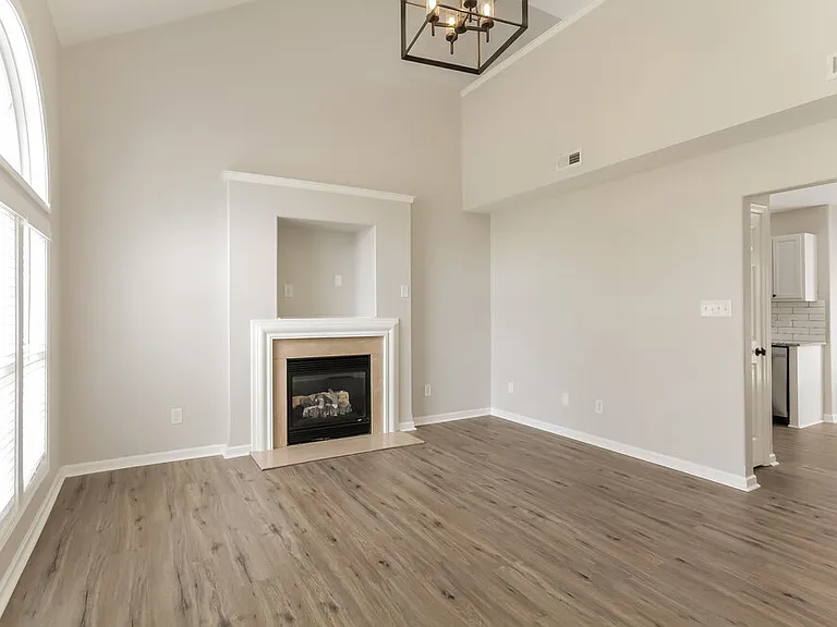 1422 Majestic Meadow Dr — Photo 5
