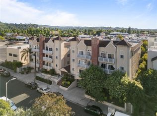 5135 Zelzah Ave APT 303, Encino, CA 91316