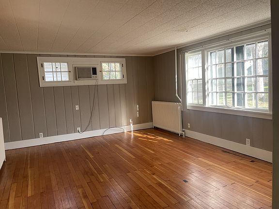 5th image of 920 Park Ave