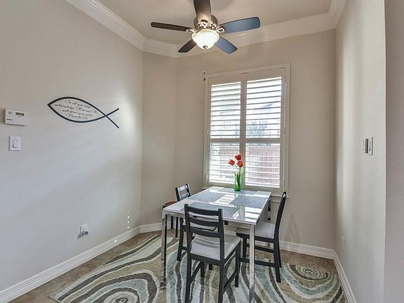 5th image of 11603 Royal Oaks Trce