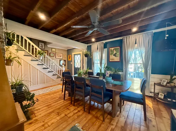 4 Bishop Court, New London, CT 06320