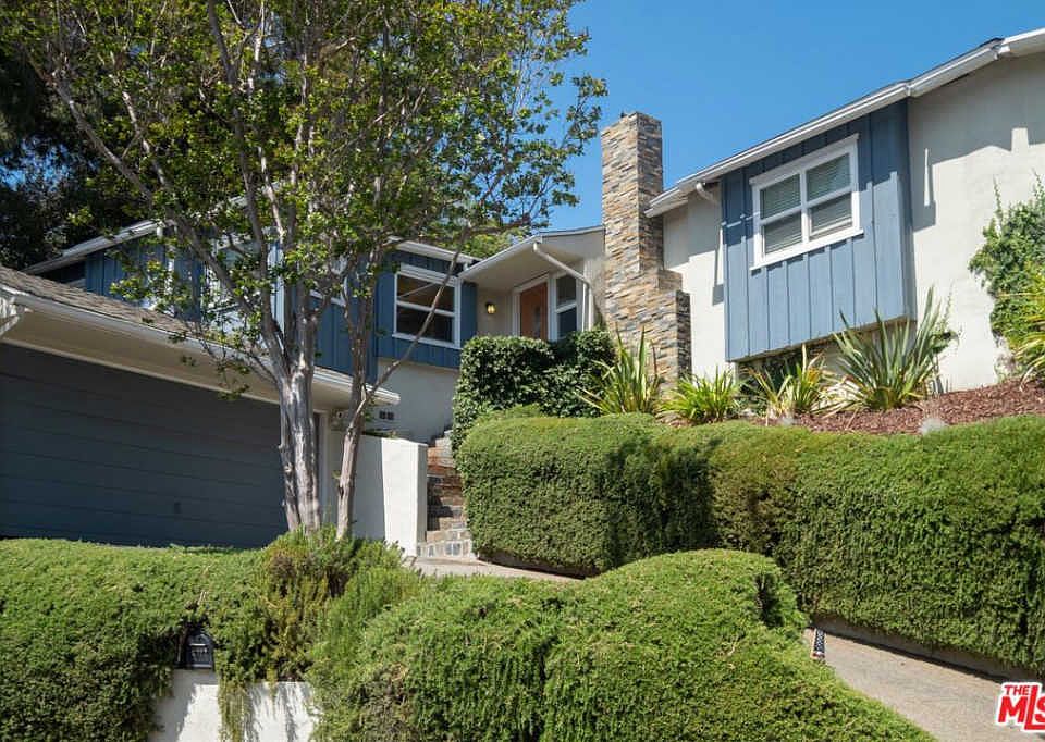 1st image of 3363 Charleston Way