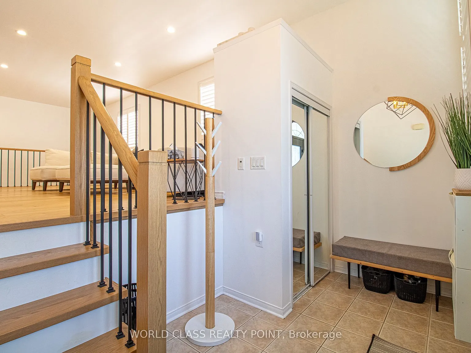 4 bed, $3,300 — Photo 4