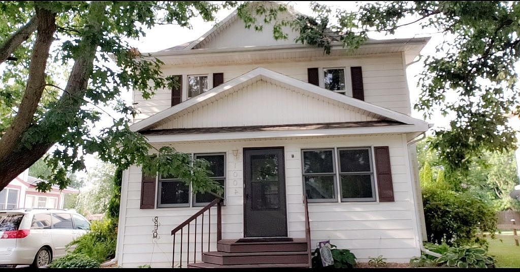 1004 W Church St Marshalltown Ia 50158 Zillow