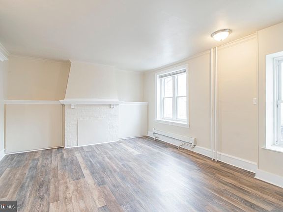 4th image of 48 S Ashmead Pl