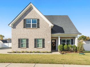 258 Edgefield Ct, Pleasant View, TN 37146