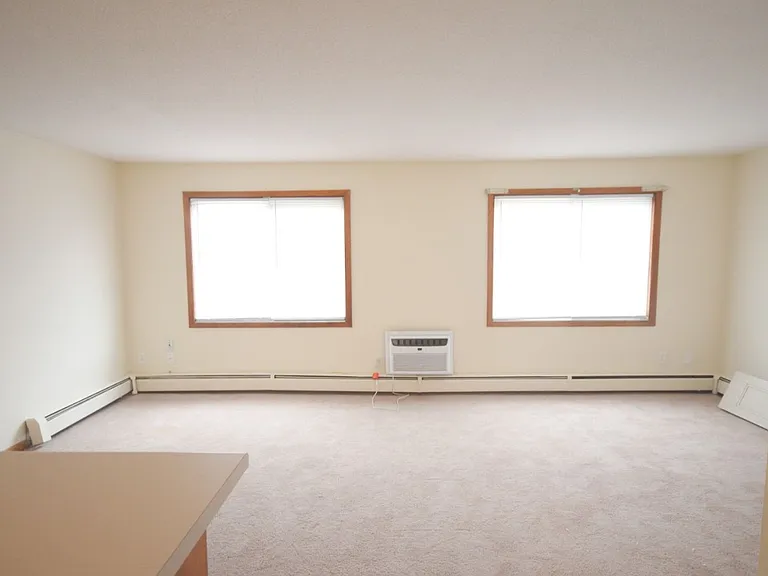 3527 Pillsbury Ave S — Photo 1