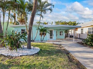 535 78th Ave, Saint Pete Beach, FL 33706