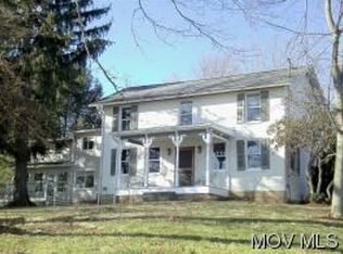 257 Old River Rd, Little Hocking, OH 45742