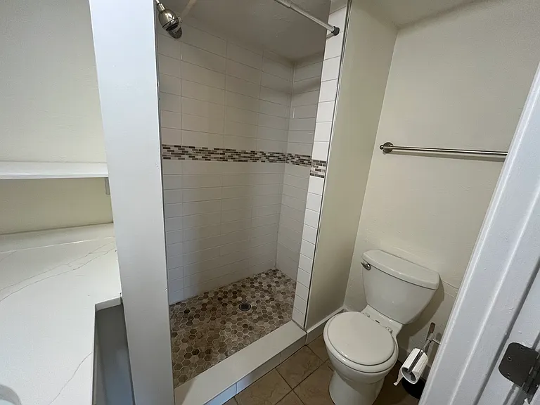 32 Main St #11 — Photo 5