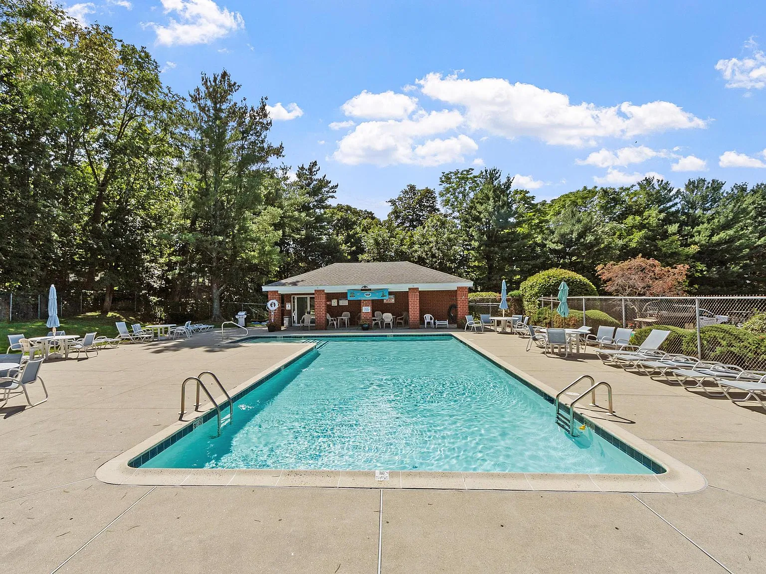 2 bed, 1400 sqft, $3,550 — Photo 4
