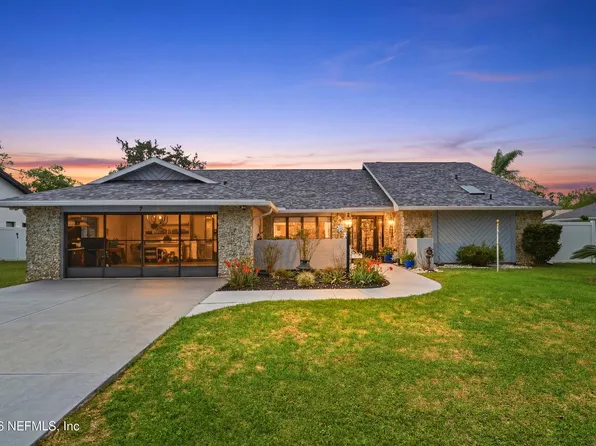 7 FOLCROFT Lane, Palm Coast, FL 32137