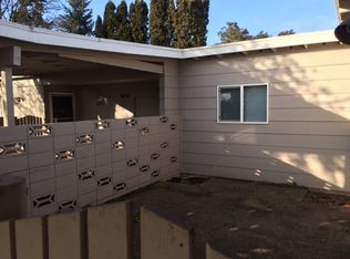 2401 16th St, Springfield, OR 97477