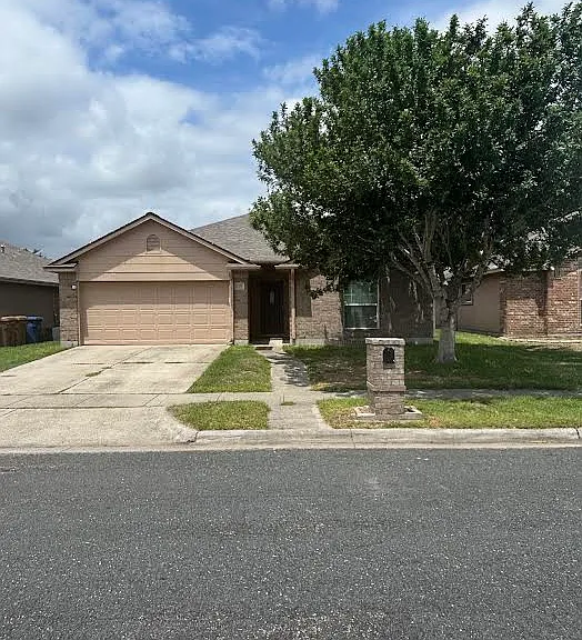 2337 Nautical Wind Dr — Photo 1