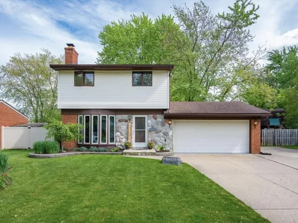 43327 Ryer Ct, Sterling Heights, MI 48313