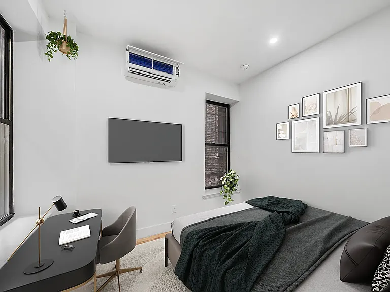312 Manhattan Ave #1C — Photo 6
