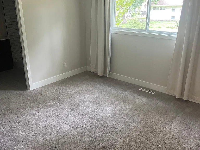 101 Dundee Dr — Photo 5