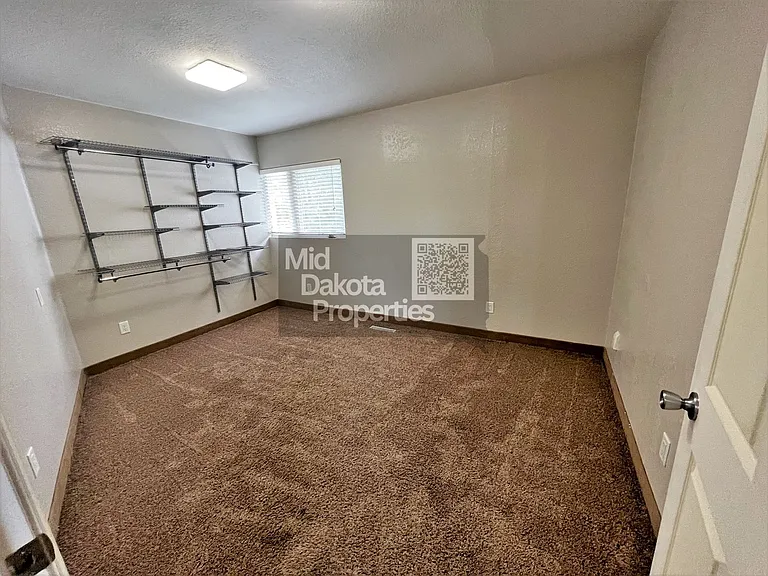 200 W 7th Ave — Photo 8