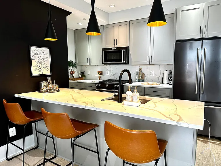 1944 Capitol Ave NE #1 — Photo 7