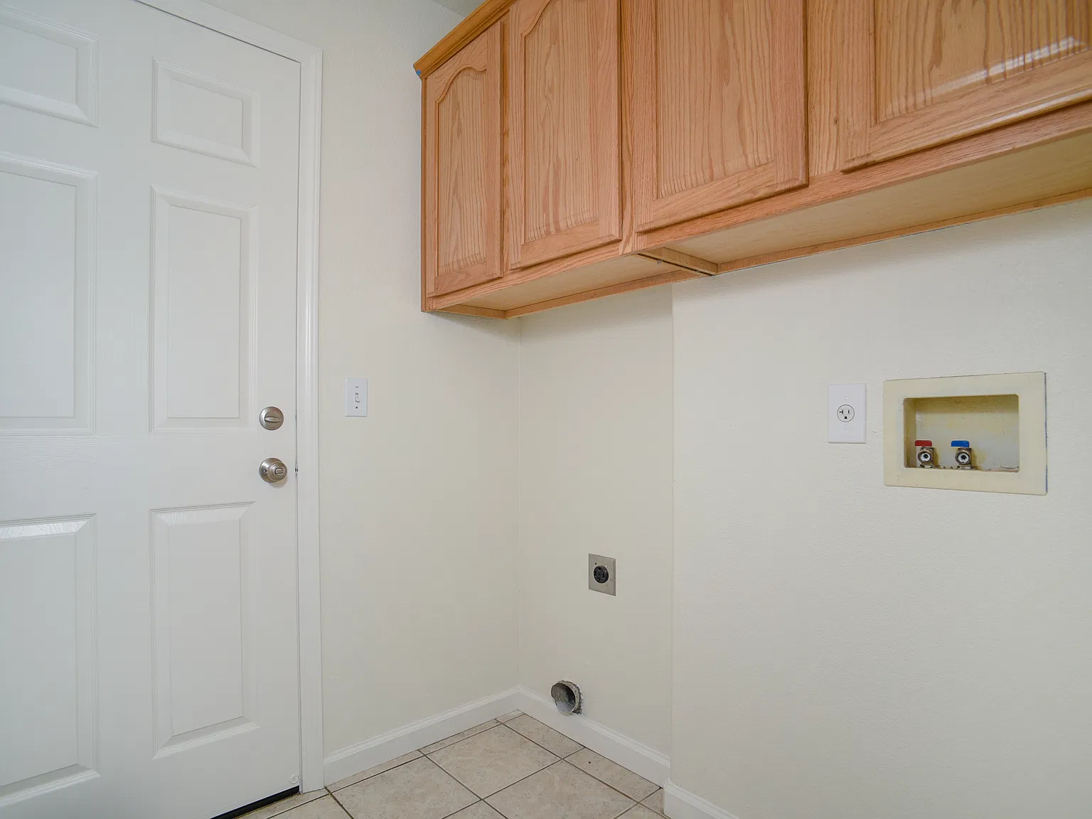5 bed, 2953 sqft, $3,750 — Photo 3