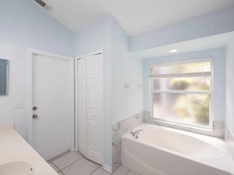 2741 SW Pierson Rd — Photo 22